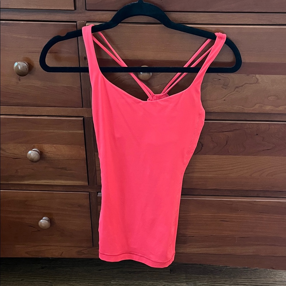 Lululemon Athletica Free To Be tank top